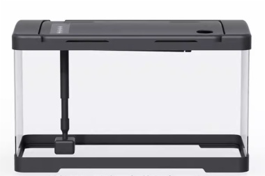 Aquarium with filter and air pump